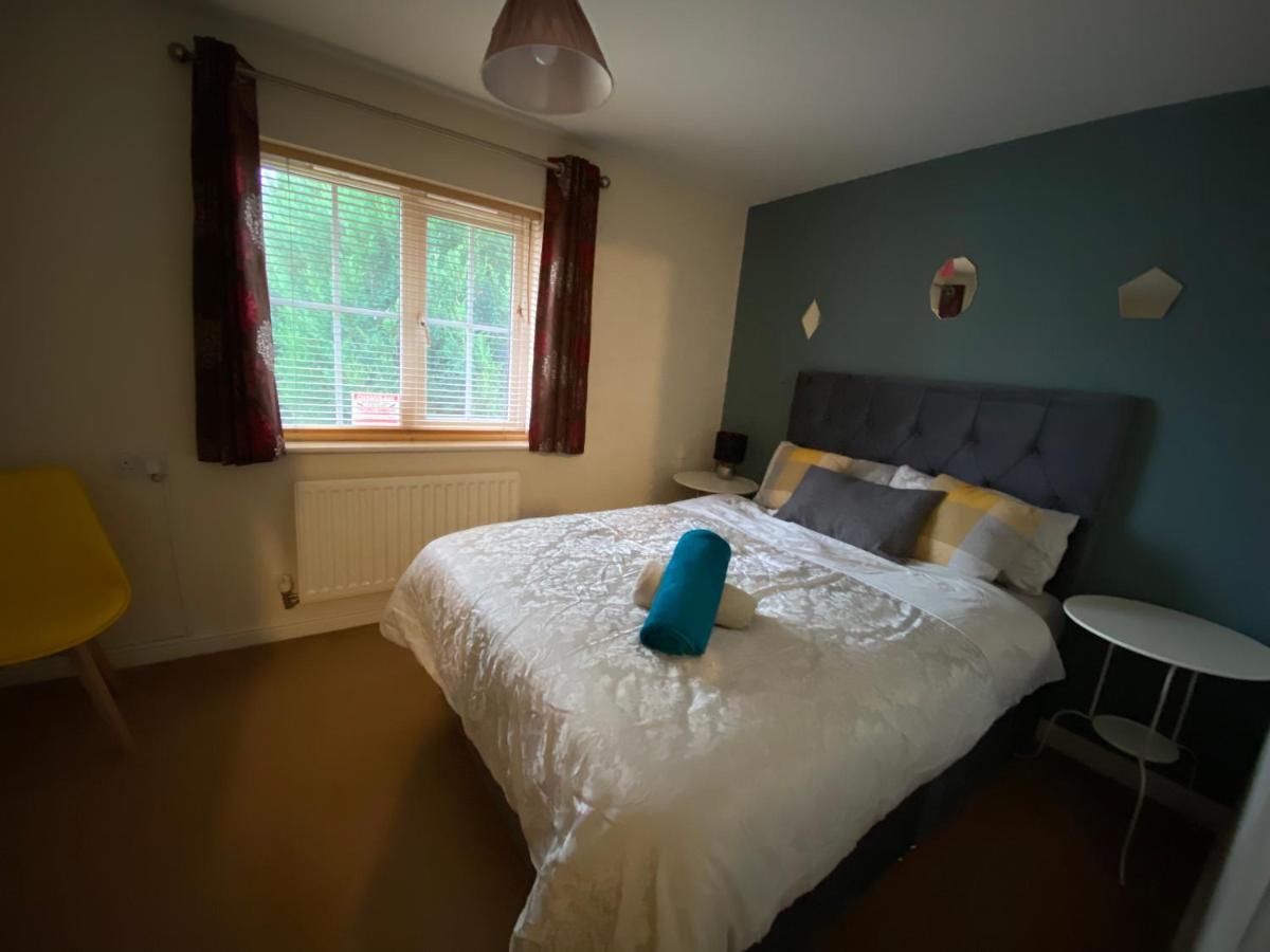 Wellingborough Cosy Hub Villa Great Harrowden Exterior foto